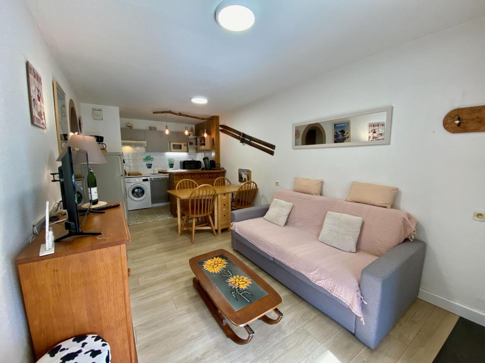 Charmant Logement De Plein Pied Avec Piscine 2* 루덴빌 외부 사진